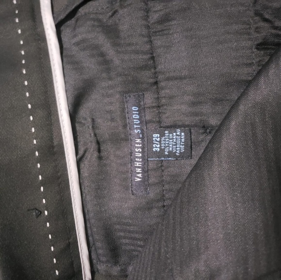 2 VAN-HEUSEN DRESS PANTS - Picture 4 of 8